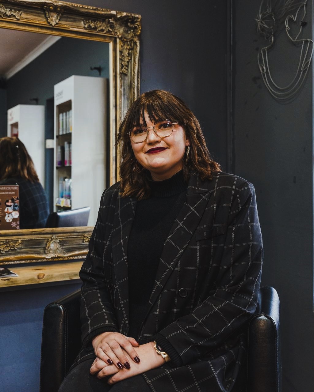 Lane, stylist